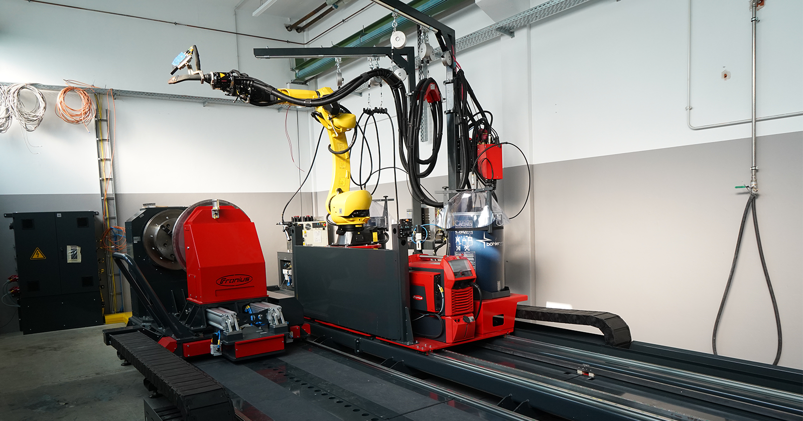 Flottweg optimizes production with new robotic welding plant